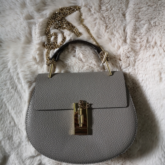 Lacattura Gray crossbody bag - Picture 1 of 12
